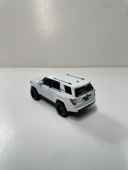 *Loose* Hot Wheels 1/64 Premium Car Culture 2 Pack 2018 Toyota 4Runner White