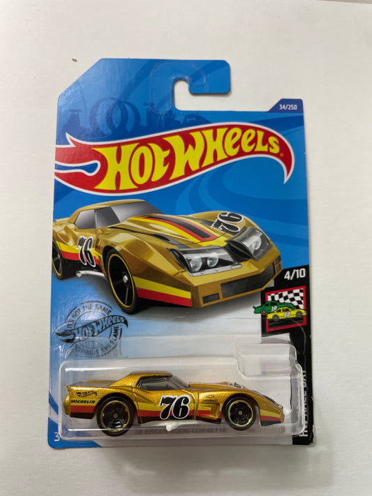 Hot Wheels 1/64 ‘76 Greenwood Corvette #76 Gold - Damaged Box