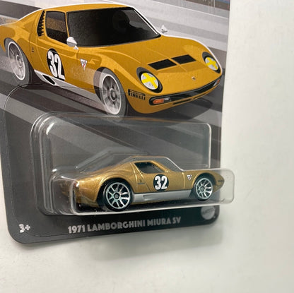 Hot Wheels 1/64 Vintage Racing Club 1971 Lamborghini Miura SV Gold