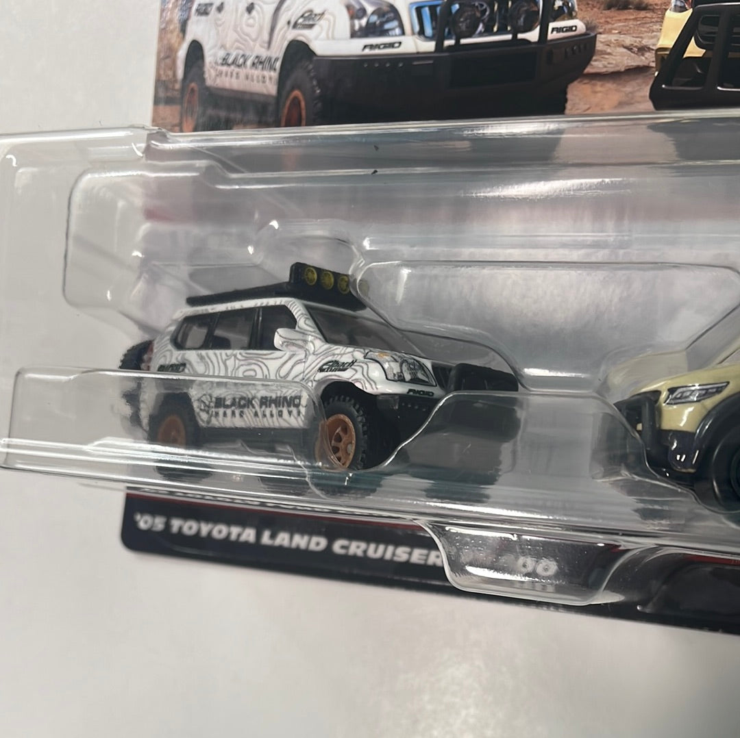 Hot Wheels 1/64 Car Culture Premium 2 Pack ‘05 Toyota Land Cruiser Prado White & Mercedes-Benz Sprinter Tourer Beige