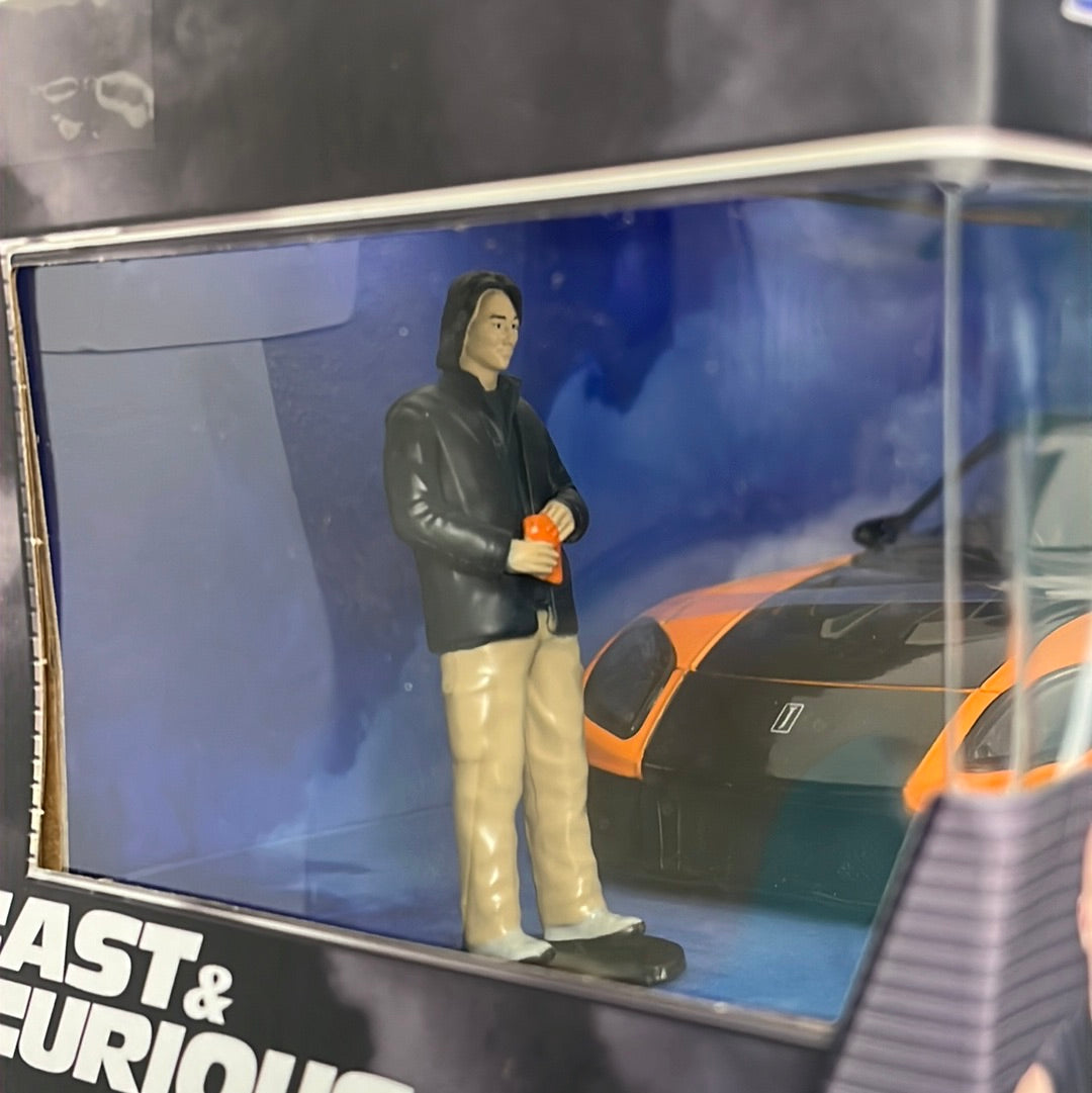 Jada 1/24 1995 Mazda RX-7 Widebody w/ Han Figure Tokyo Drift Fast and Furious - Damaged Box