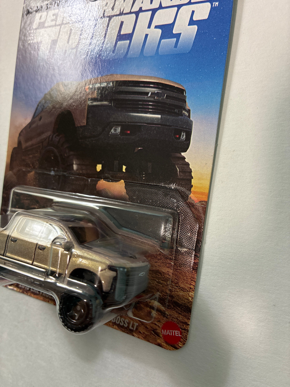 Hot Wheels 1/64 Silver Series Performance Trucks 2019 Chevrolet Silverado Trail Boss LT Brown - JKX71