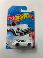 Hot Wheels 1/64 Porsche 934 Turbo RSR White - Damaged Card