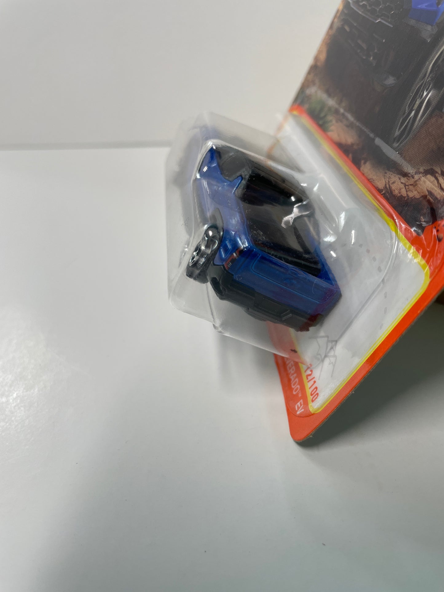 Matchbox 1/64 2024 Chevy Silverado EV Blue - Damaged Card