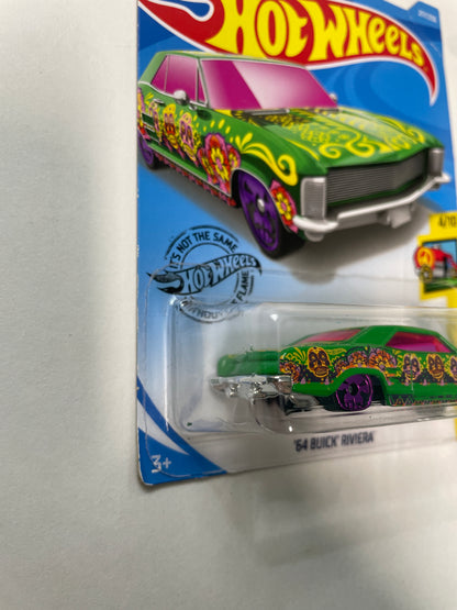 Hot Wheels 1/64 ‘64 Buick Riviera Green - Damaged Box