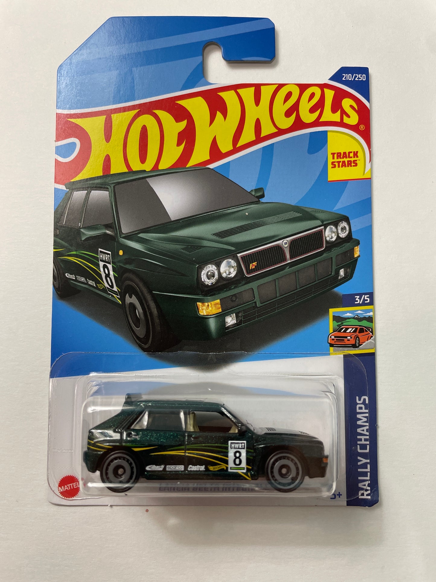 Hot Wheels 1/64 Lancia Delta Integrale Green - Damaged Box