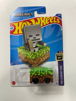 Hot Wheels 1/64 Minecraft Green