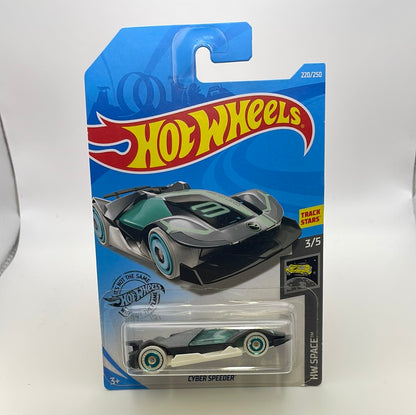 Hot Wheels 1/64 Treasure Hunt Cyber Speeder Grey