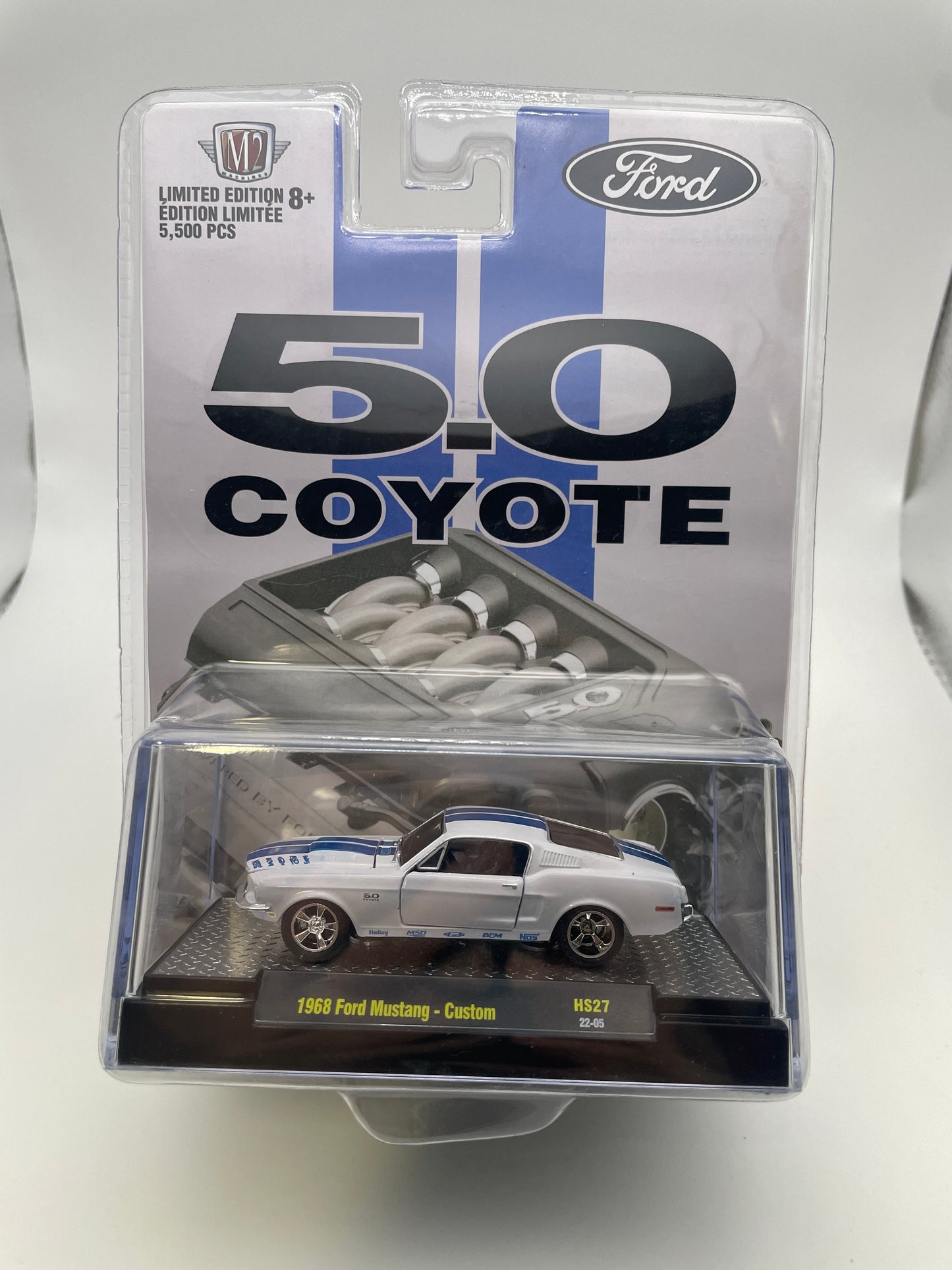 M2 Machines 1/64 Ford 5.0 Coyote 1968 Ford Mustang - Custom White - Damaged Box