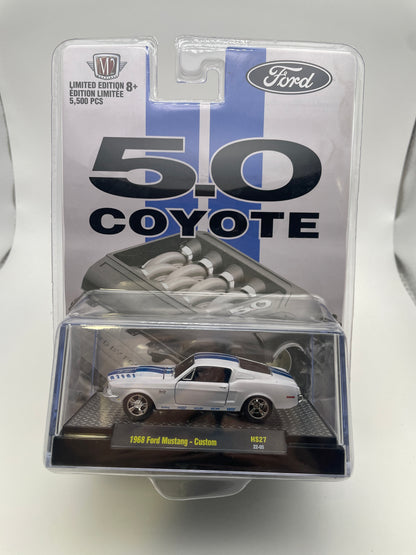 M2 Machines 1/64 Ford 5.0 Coyote 1968 Ford Mustang - Custom White - Damaged Box