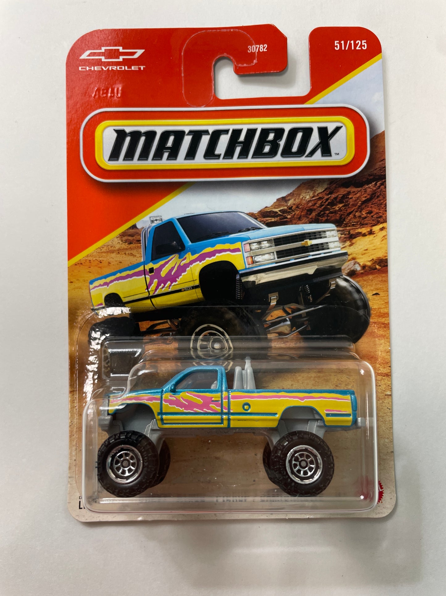 Matchbox 1/64 Chevy K1500 Pickup/ Camionnette Blue