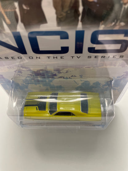 Greenlight 1/64 Hollywood NCIS Gibb’s Dodge Challenger Yellow - 44620-D - Damaged Box