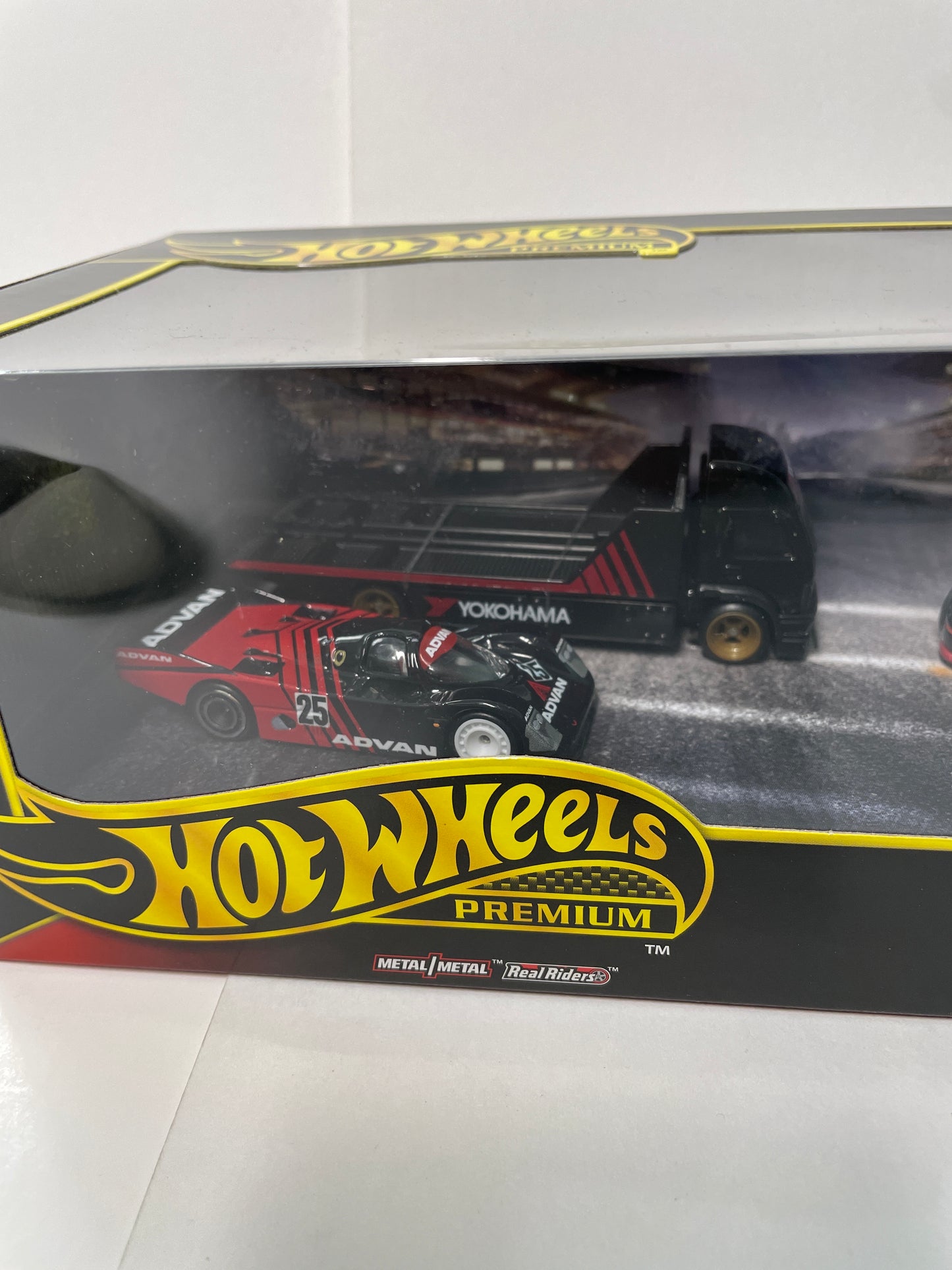 Hot Wheels 1/64 Premium Collector Car Culture Box Set Assortment Advan Racing Team