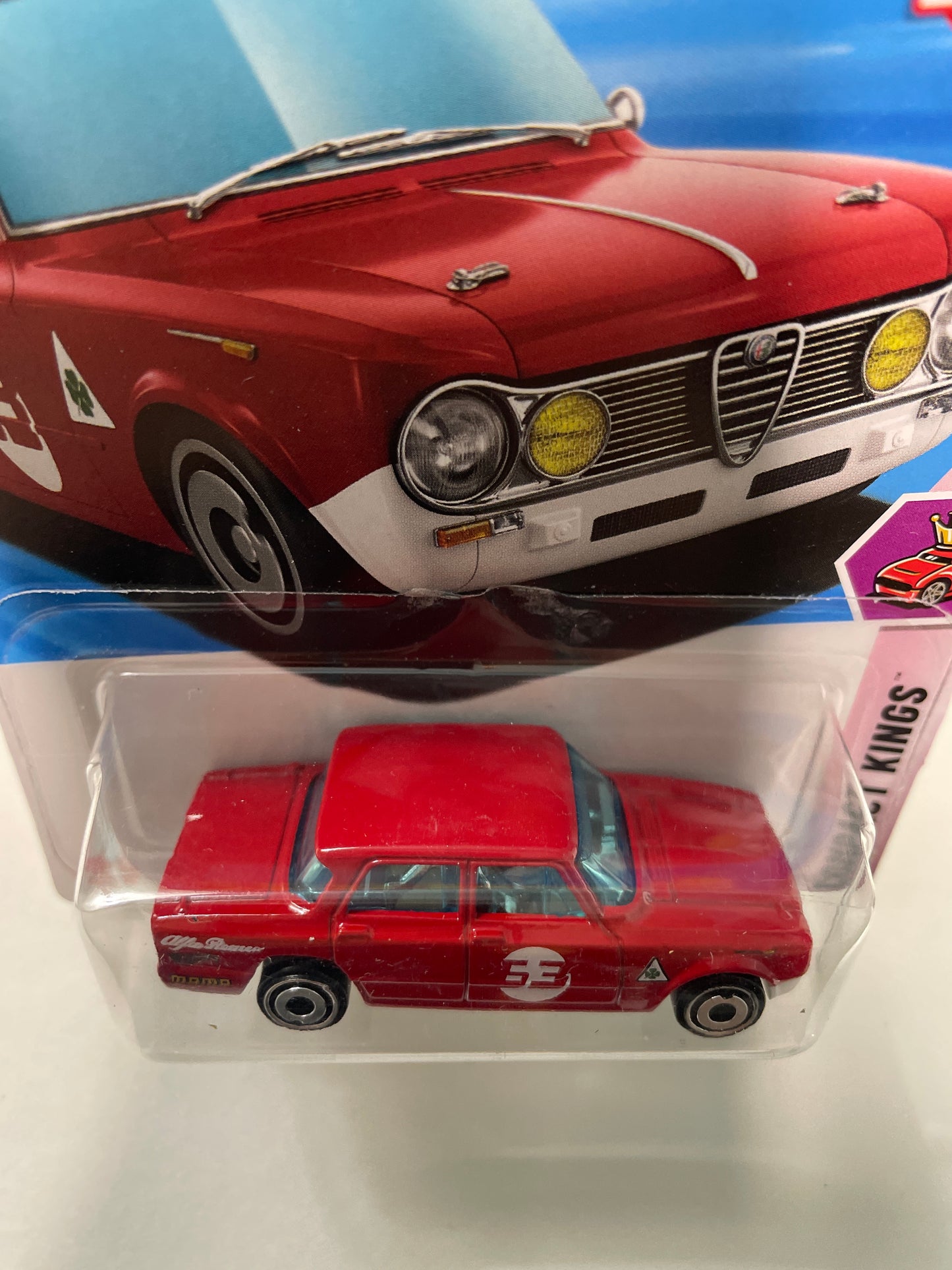Hot Wheels 1/64 Alfa Romeo Giulia Ti Super Red