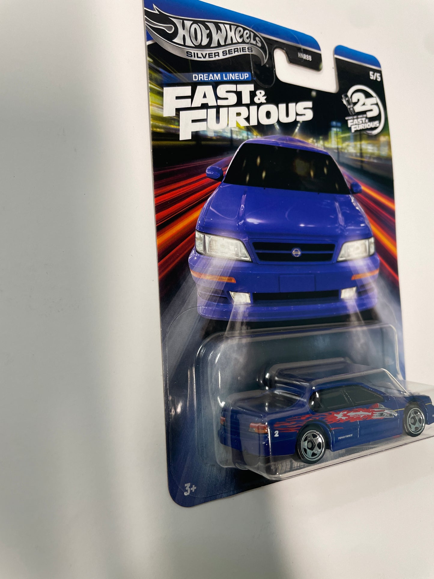 Hot Wheels 1/64 Silver Series Dream Lineup Fast & Furious 1999 Nissan Maxima Blue - JKX14