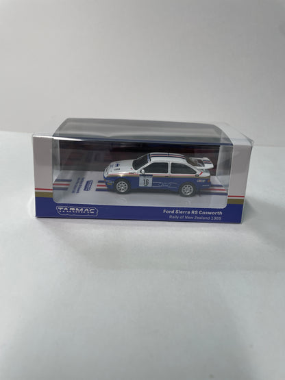 Tarmac Works 1/64 Ford Sierra RS Cosworth Rally of New Zealand 1989 #16 - HOBBY64 White & Blue