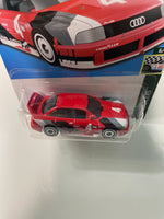 Hot Wheels 1/64 Audi ‘90 Quattro Red