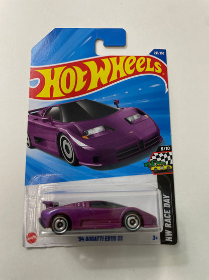 Hot Wheels 1/64 ‘94 Bugatti EB110 SS Purple - Damaged Box