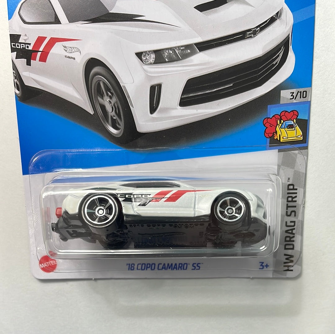 Hot Wheels 1/64 ‘18 Copo Camaro SS White