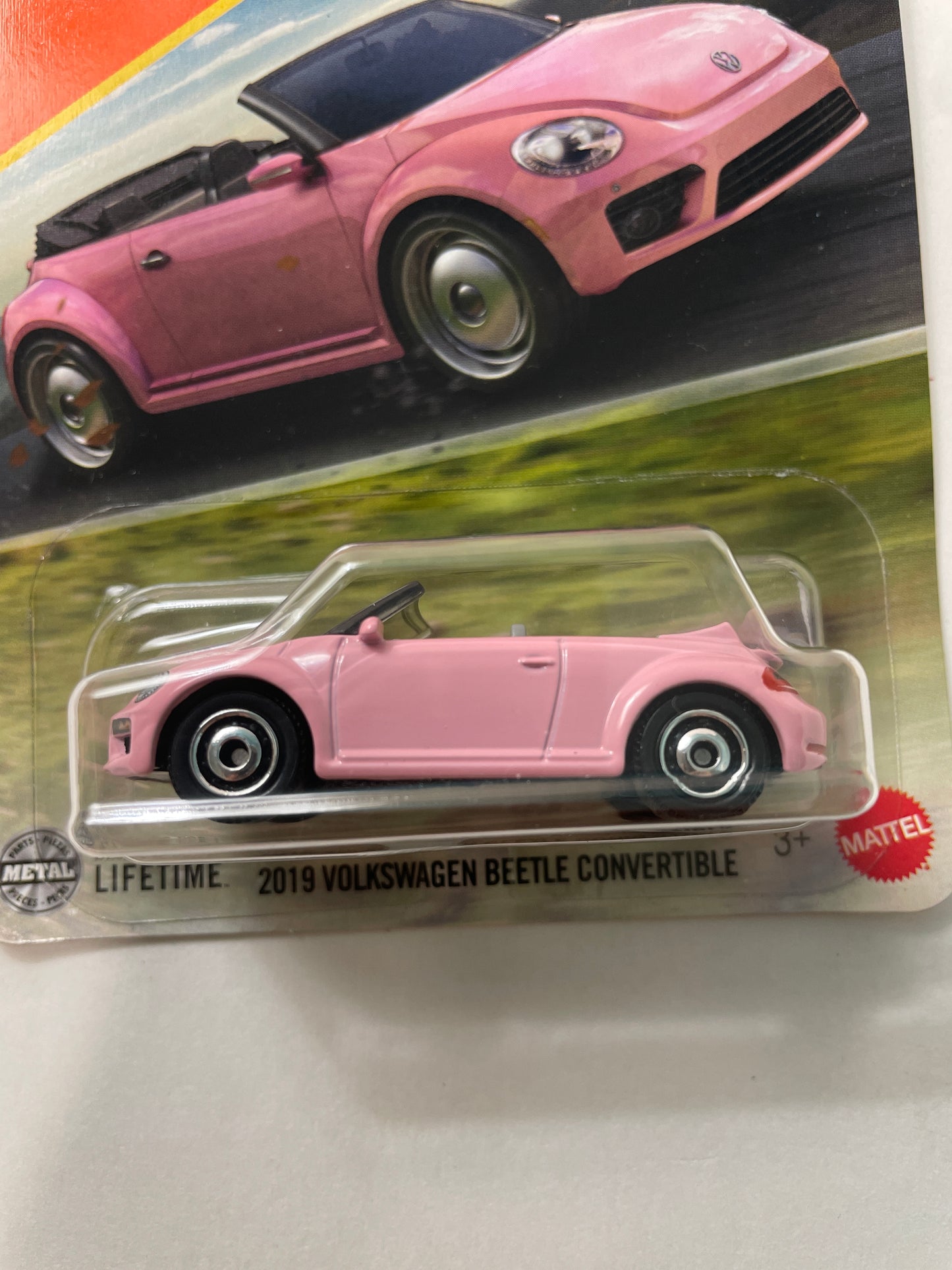Matchbox 1/64 2019 Volkswagen Beetle Convertible Pink