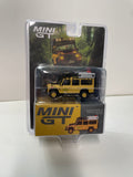 Mini GT 1/64 Land Rover Defender 110 1989 Camel Trophy Amazon Team Turkey Yellow