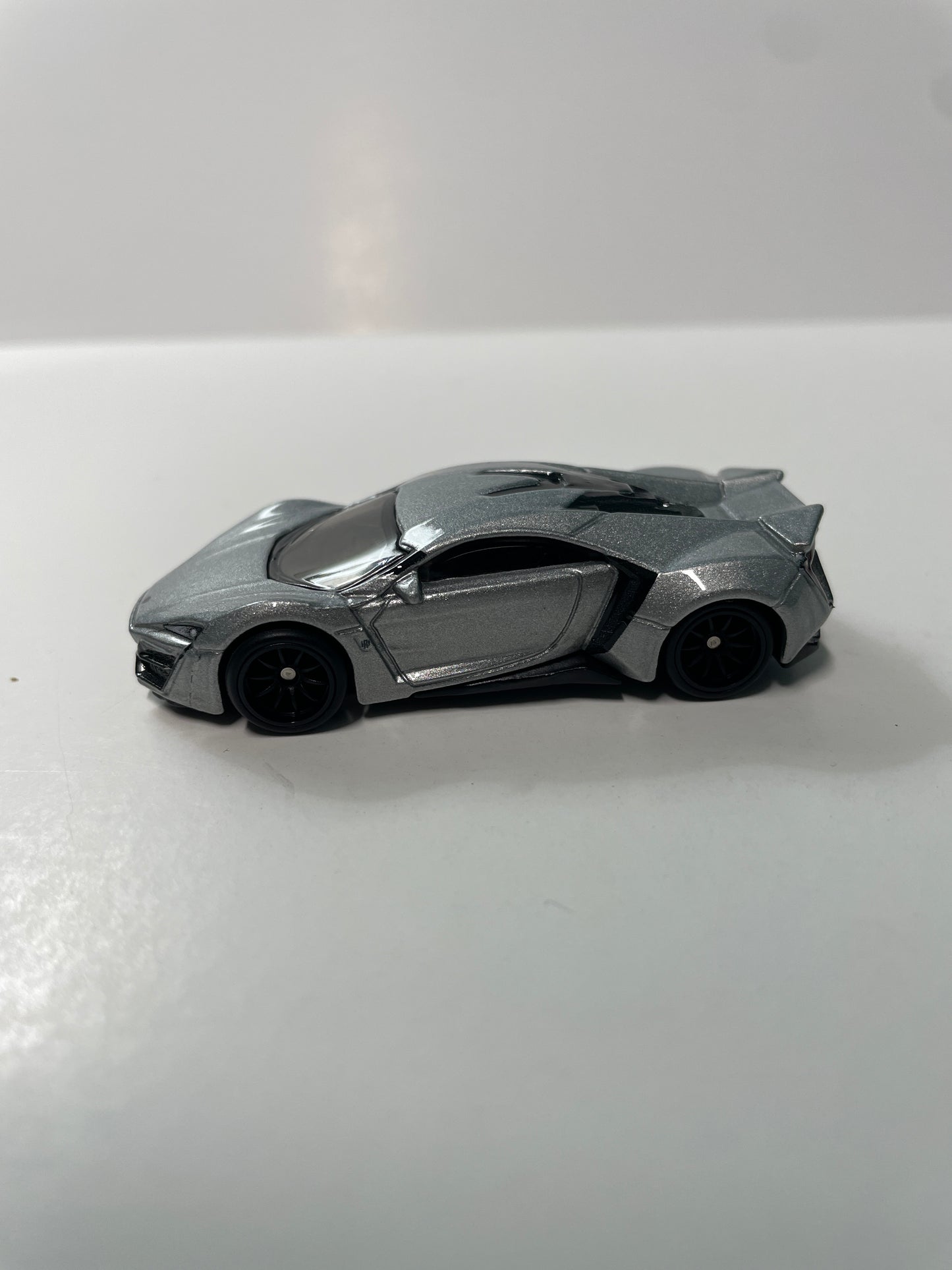 *Loose* Hot Wheels 1/64 Premium Car Culture Team Transport Lykan Hypersport Silver