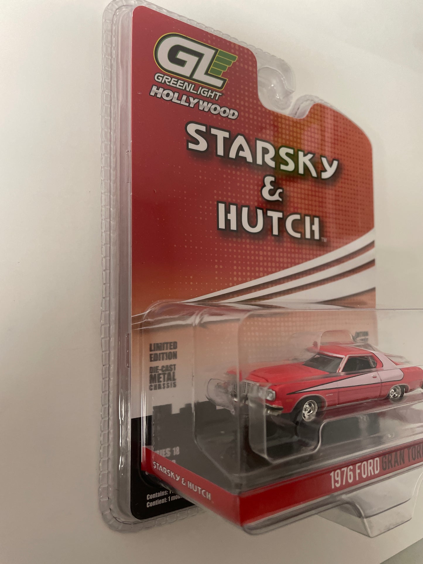 Greenlight 1/64 Hollywood Starsky & Hutch 1976 Ford Gran Torino Red - 44780A