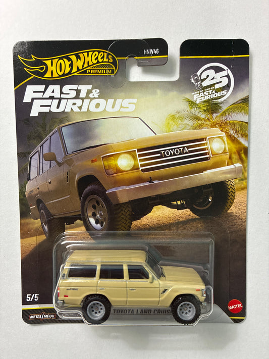 Hot Wheels 1/64 Fast & Furious 2026 Mix Q Toyota Land Cruiser FJ60 Beige - JHW76 - Damaged Box