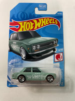 Hot Wheels 1/64 ‘71 Datsun 510 Green - Damaged Card