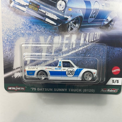 Hot Wheels 1/64 Car Culture Hyper Haulers ‘75 Datsun Sunny Truck (B120) White & Blue