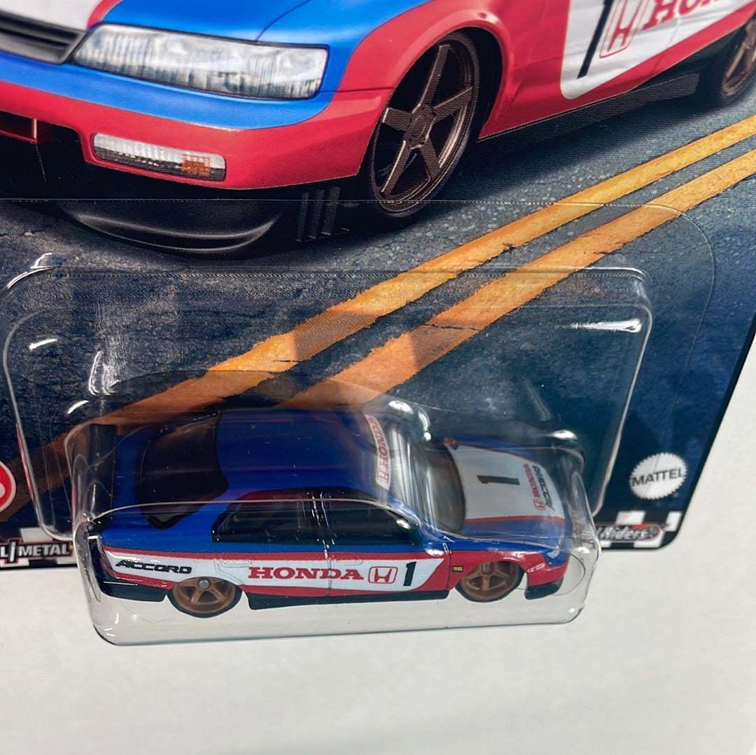 Hot Wheels 1/64 Boulevard Mix T '96 Honda Accord Blue – Flipn Diecast