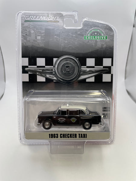 Greenlight 1/64 Hobby Exclusive 1963 Checker Taxi Black