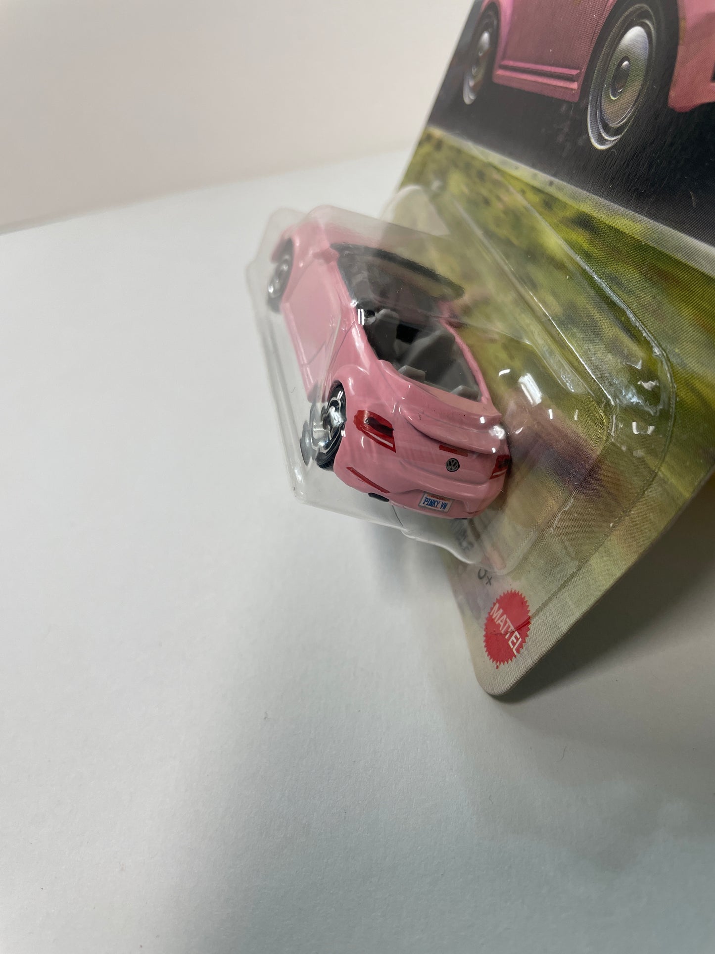 Matchbox 1/64 2019 Volkswagen Beetle Convertible Pink