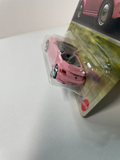 Matchbox 1/64 2019 Volkswagen Beetle Convertible Pink
