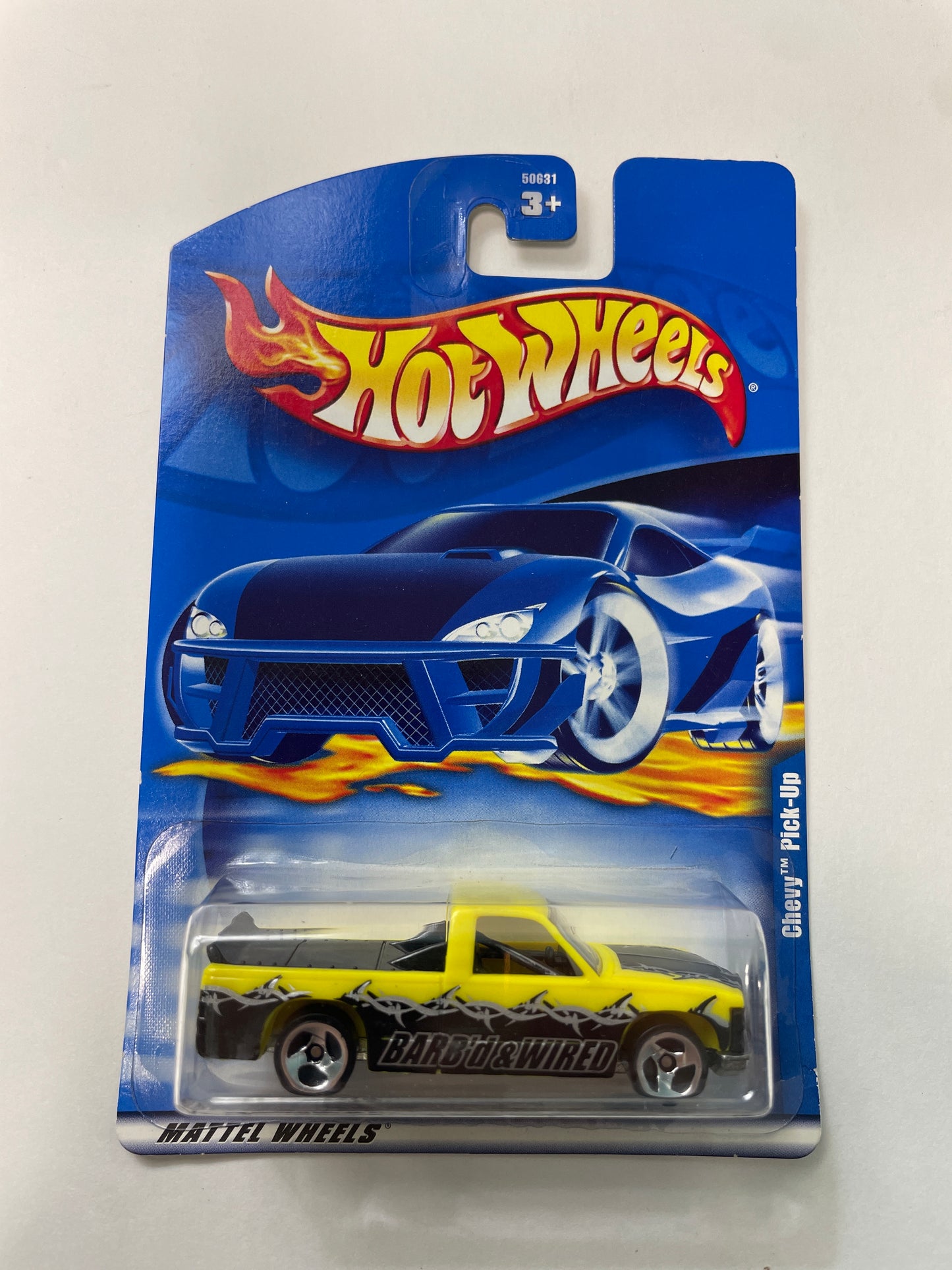 Hot Wheels 1/64 Chevy Pick-up Yellow - Damaged Box