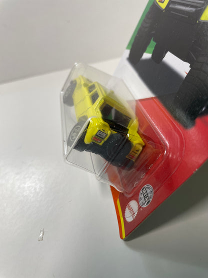 Matchbox 1/64 Lamborghini LM002 Yellow