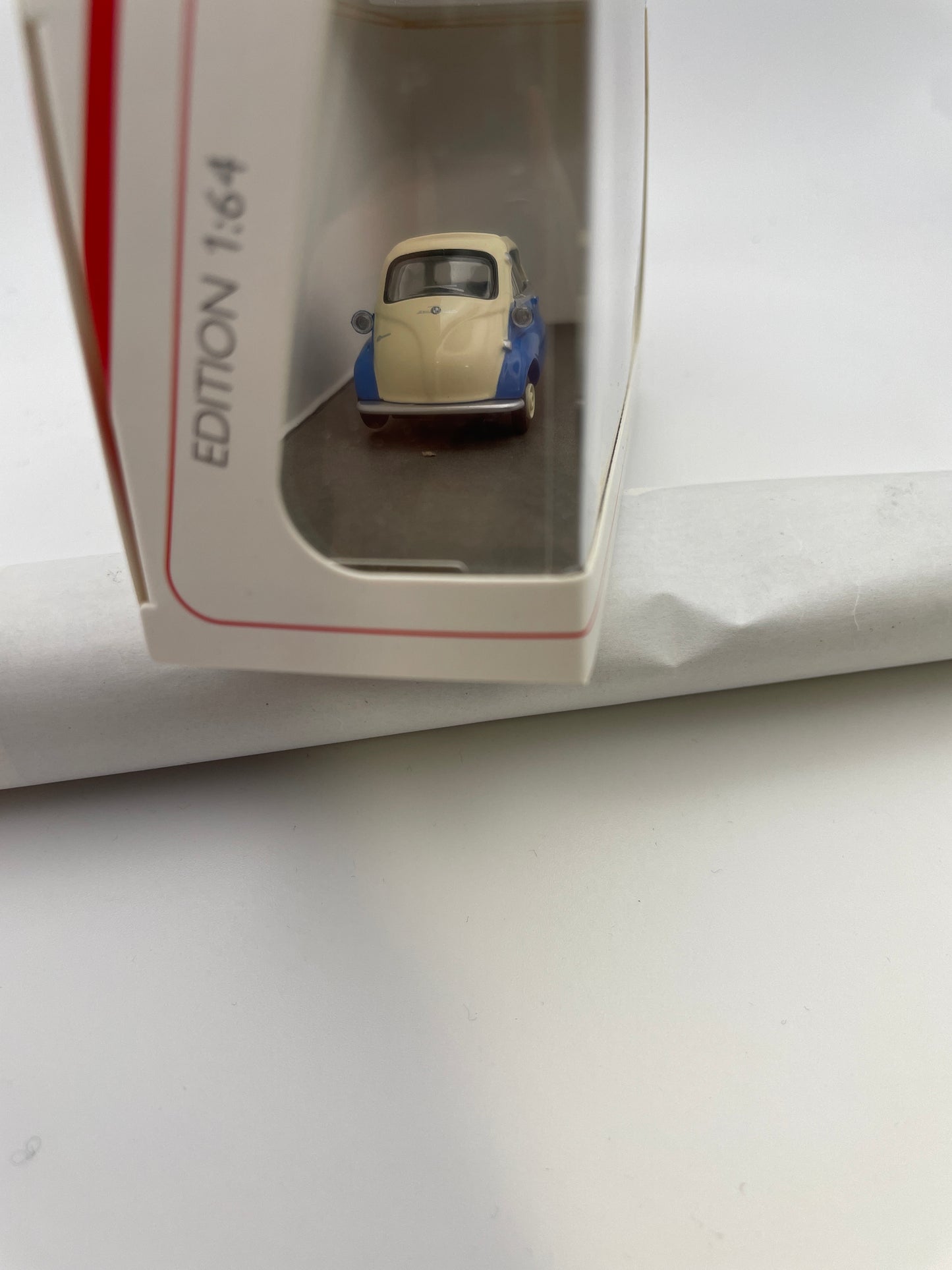 Schuco 1/64 BMW Isetta Blue & White - 45 203 8400