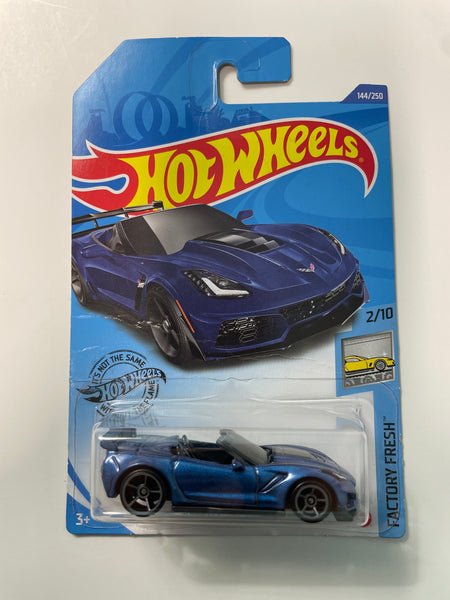 Hot Wheels 1/64 ‘19 Corvette ZR1 Convertible Blue - Damaged Card