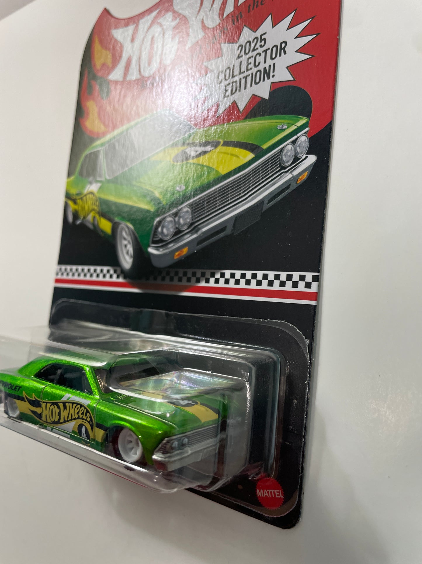 Hot Wheels 1/64 Mail In Collector Edition '66 Chevy Chevelle Green - JCB39-NK910 - Damaged Box