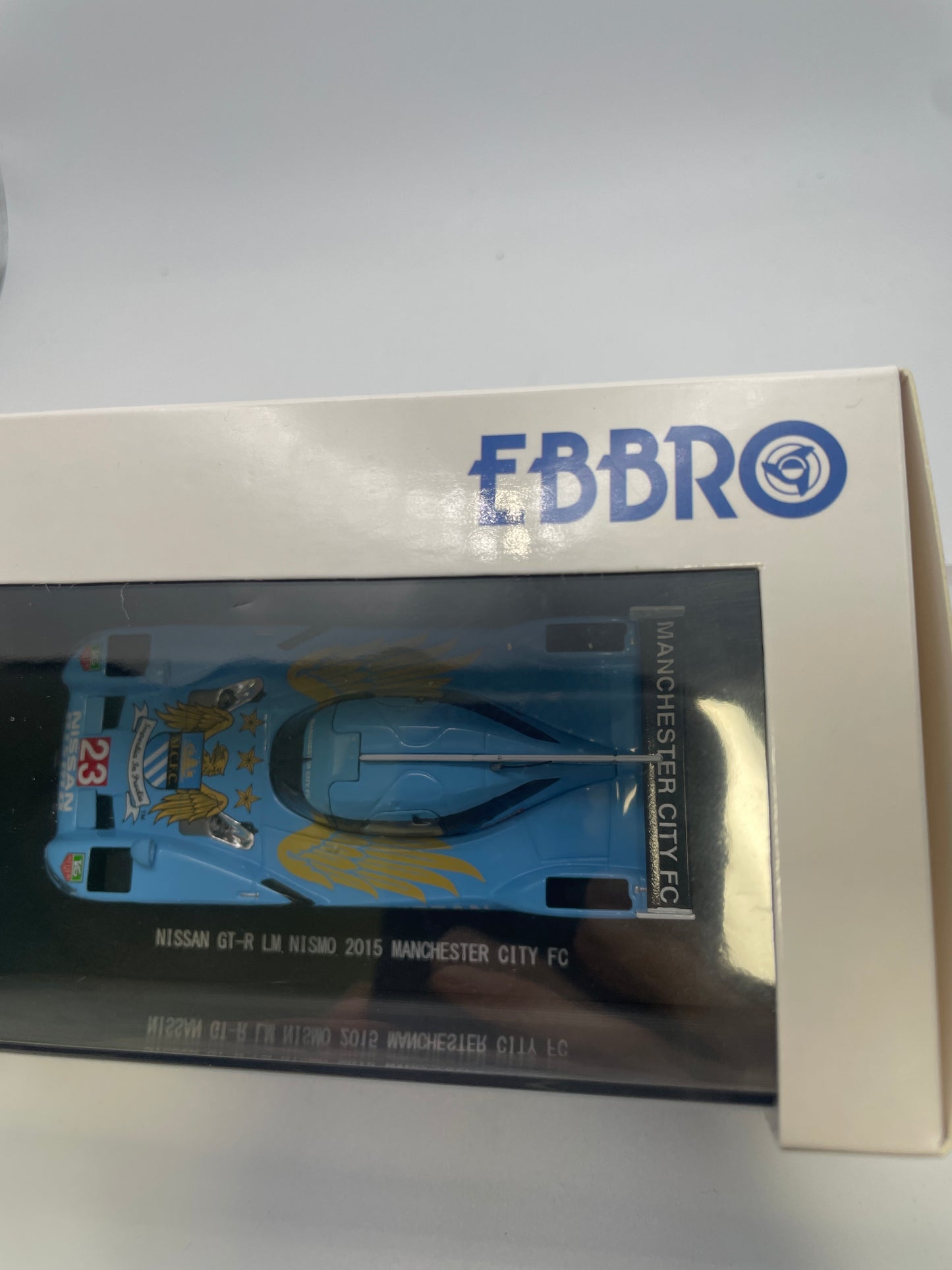 Ebbro 1/43 Nissan GT-R LM Nismo 2015 Manchester City FC n23 Blue