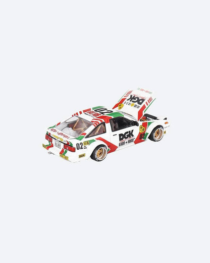 Mini GT x Kaido House 1/64 Toyota AE86 Sprinter Trueno DGK V1 Exclusive White & Green - KHMG201