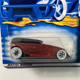 Hot Wheels 1/64 Phaeton Red