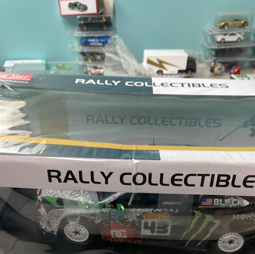 1/18 Sunstar Ford Focus RS WRC #43 Ken Block – 2012 St. Petersburg . Russia Black - Damaged Box