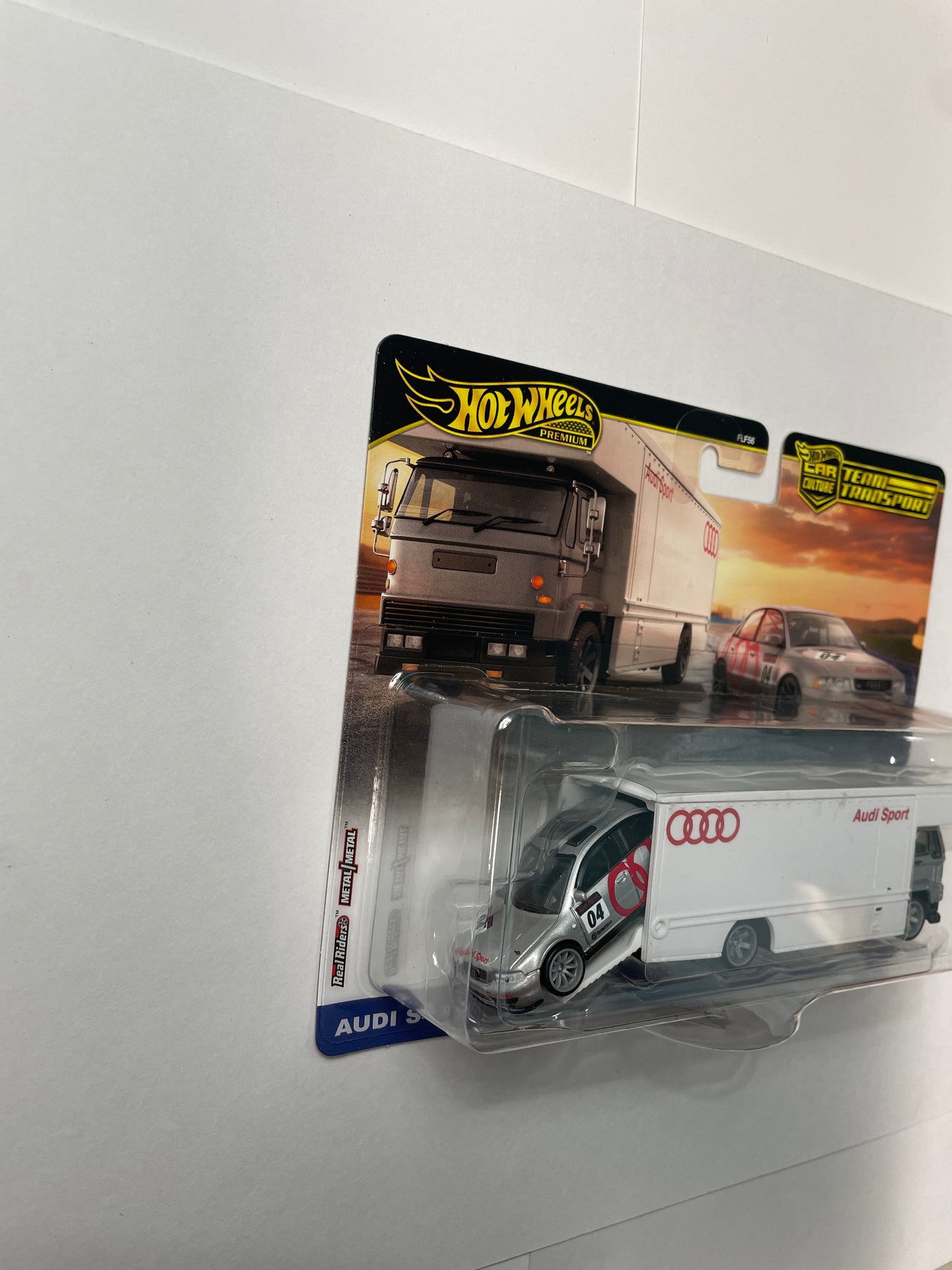 Hot Wheels 1/64 Car Culture Team Transport F Case Audi S4 Quattro w/ Fleet Flyer