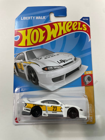 Hot Wheels 1/64 Liberty Walk LB Super Silhouette Nissan Silvia (S15) White