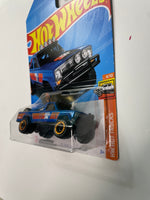 Hot Wheels 1/64 ‘73 Jeep J10 Blue