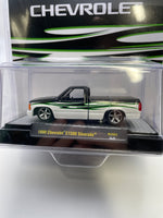 M2 Machines 1/64 Mijo Exclusives 1990 Chevrolet C1500 Silverado White & Black