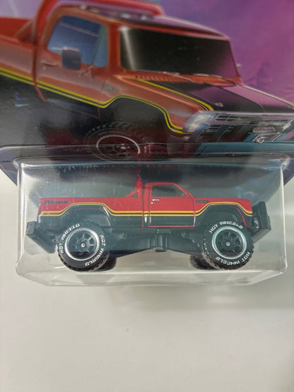 Hot Wheels 1/64 Tubular Trucks 1980 Dodge Macho Power Wagon Red & Black - HRR95 - Error