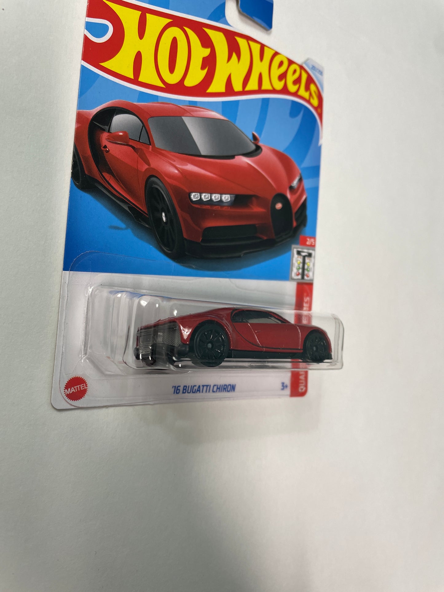 Hot Wheels 1/64 ‘16 Bugatti Chiron Red