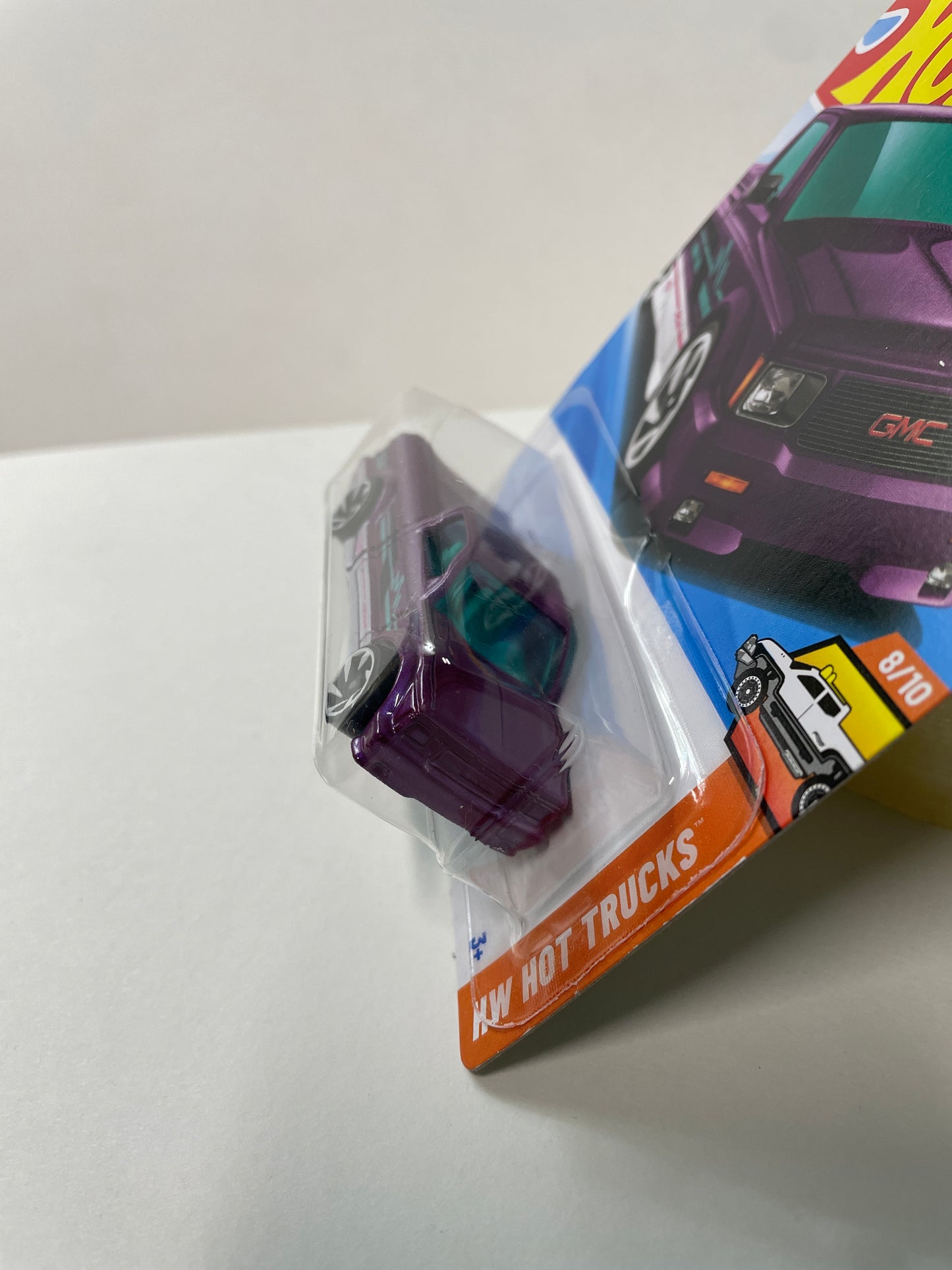 Hot Wheels 1/64 ‘91 GMC Syclone Purple
